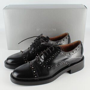 Valentino Garavani Gentleglam Studded Wingtip Oxford (Women)
